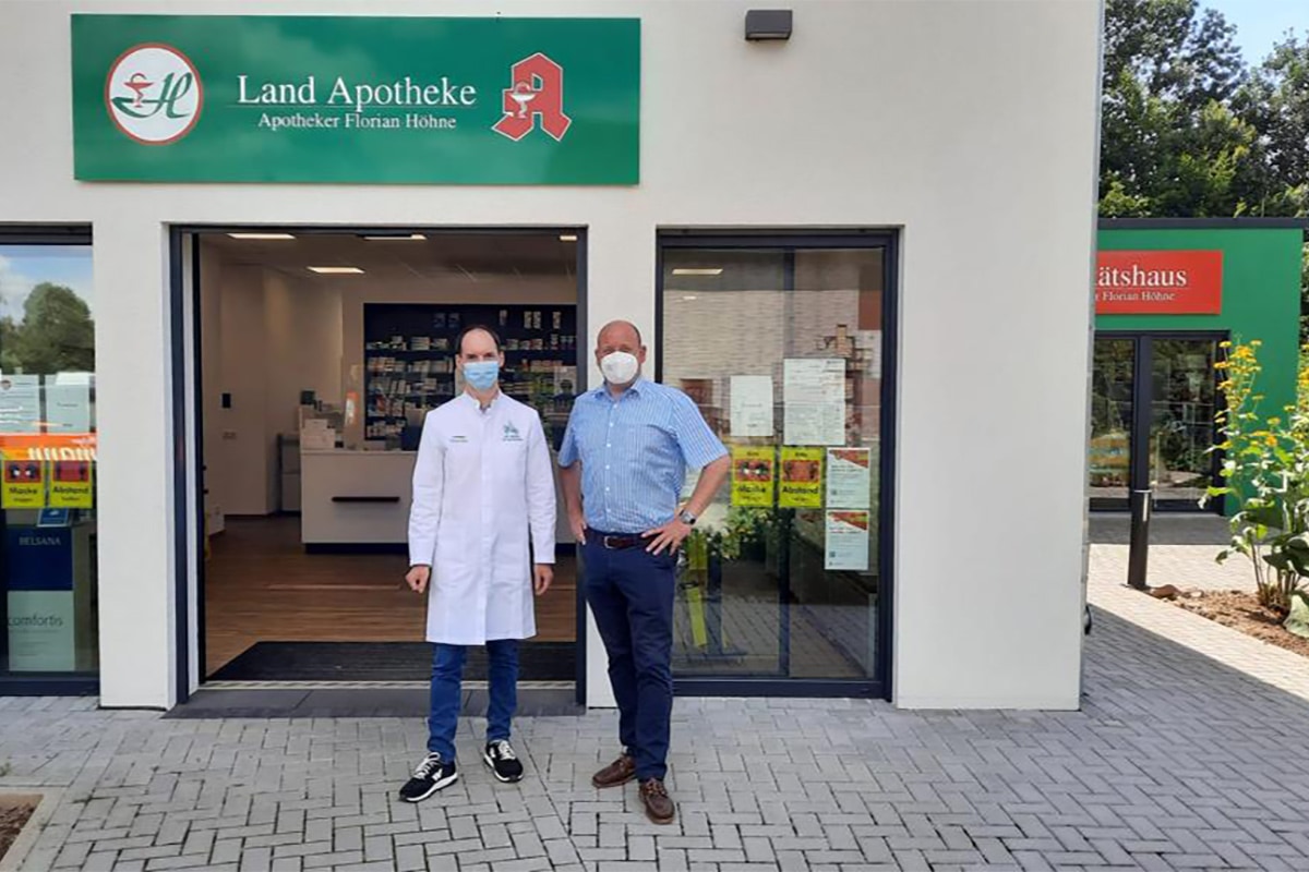 Holger Bormann - Besuch Landapotheke